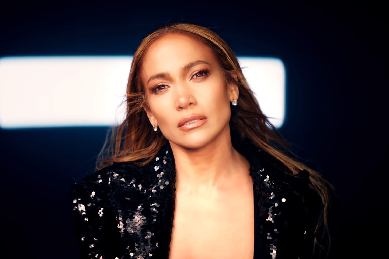 Albumi dhe turneu i rikthimit nuk patën suksesin që pritej, Jennifer Lopez në krizë financiare!