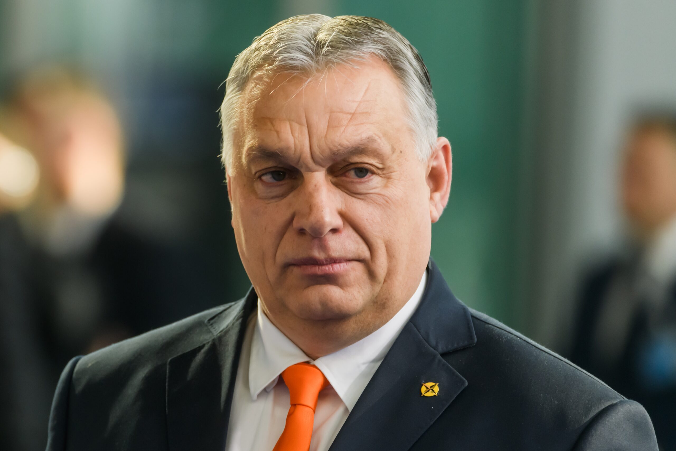 Orban jep alarmin: NATO po shkon drejt luftës, çdo javë më pranë konfliktit!