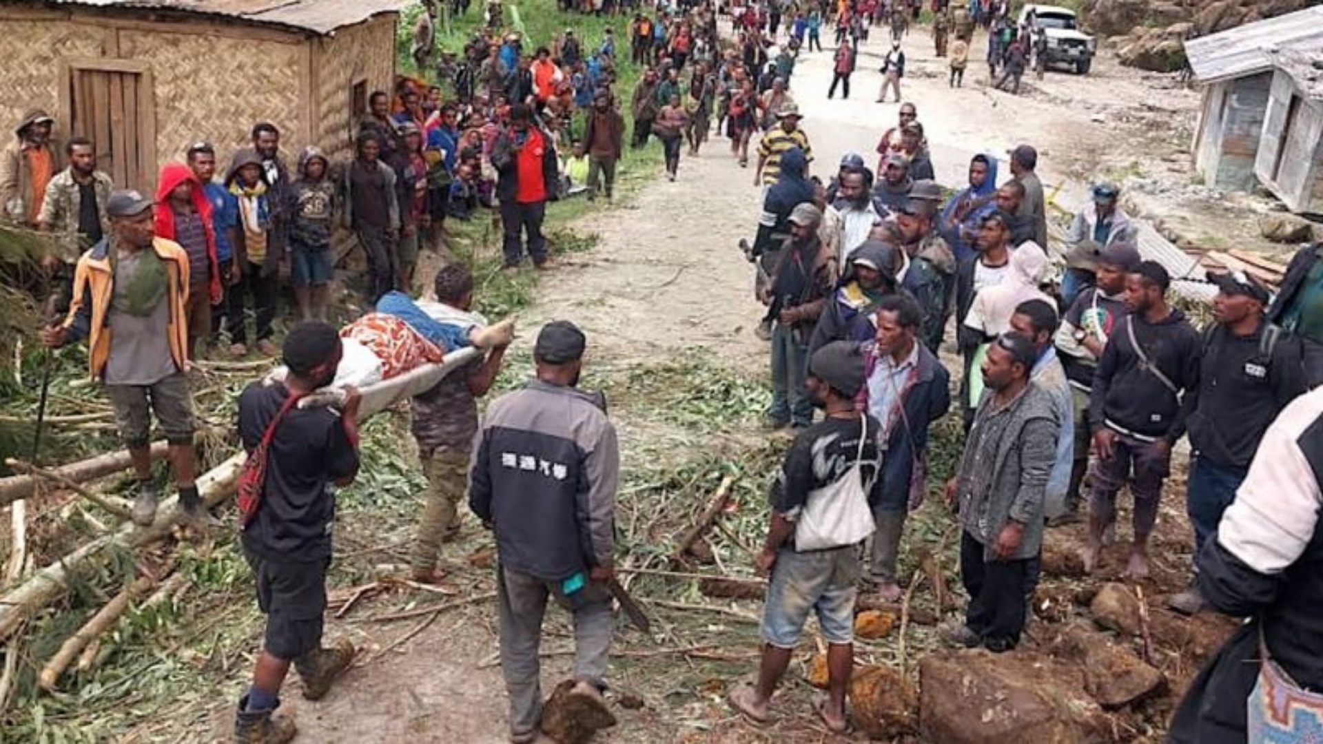 Rrëshqitje masive dherash në Papua Guinean e Re, rreth 700 viktima dhe mijëra të zhdukur!