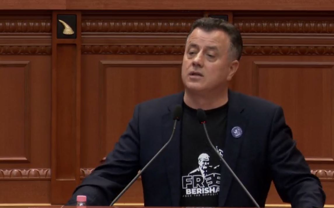 Sali Berisha gjen mënyrën për të shkuar në Parlament!