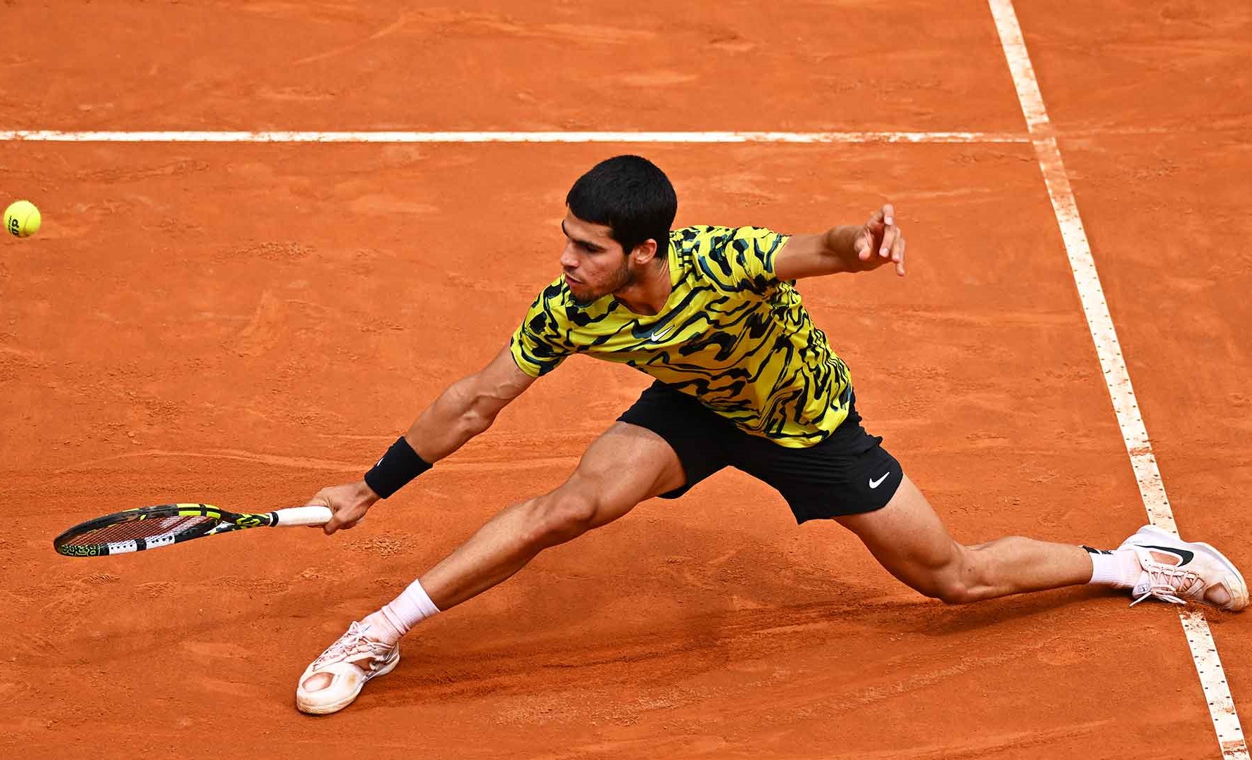 Alcaraz thyen rekordin në tenis, lë pas legjenda si Nadal, Agassi dhe Borg!