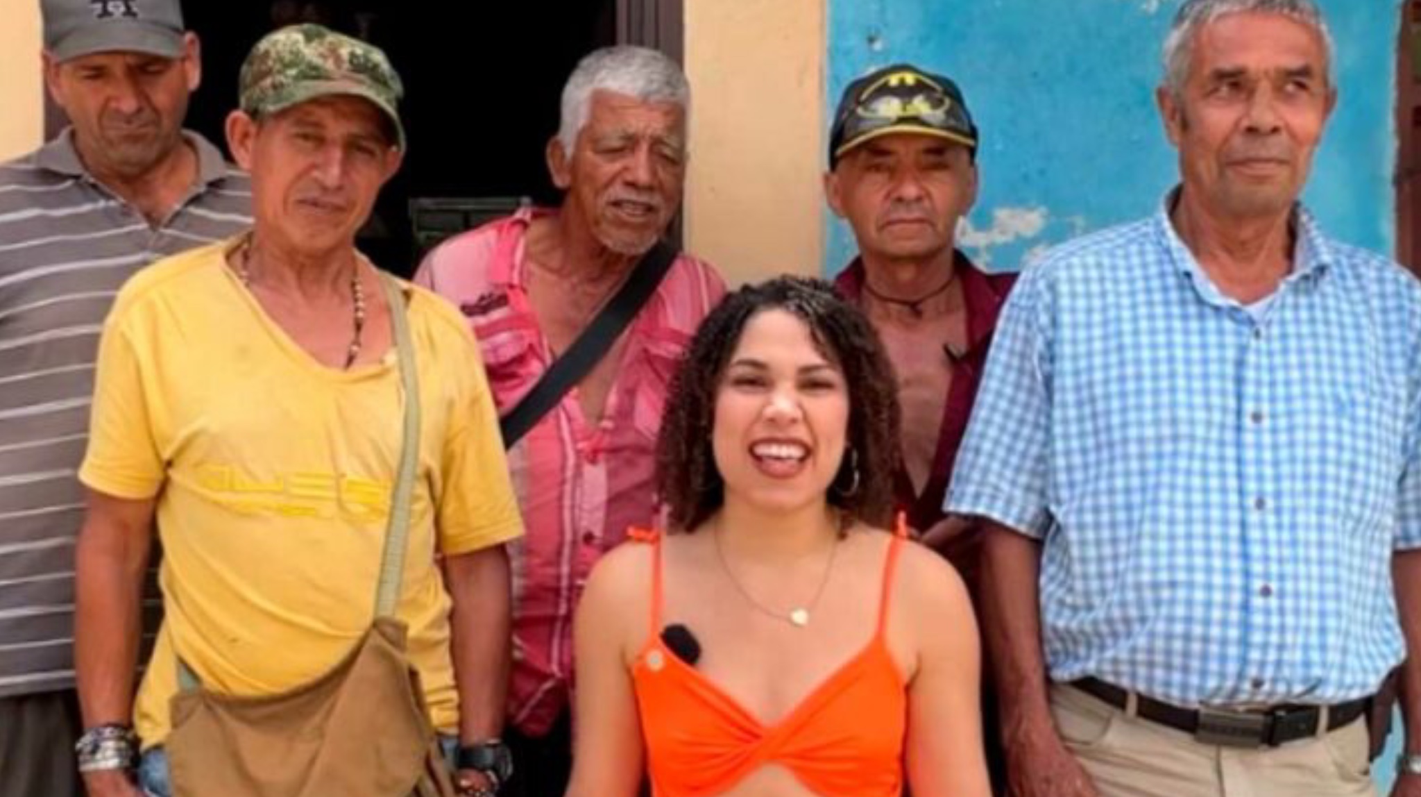 E zhgënjyer nga bashkëmoshatarët e saj, e reja nga Kolumbia nis bashkëjetesën me 7 pensionistë!
