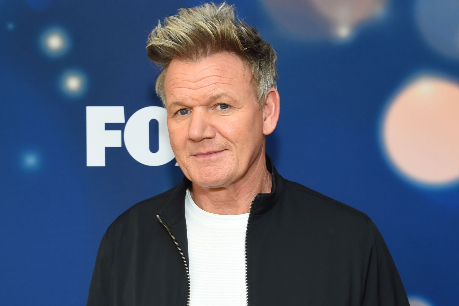 “Me fat që jam gjallë…”/Gordon Ramsay flet pas aksidentit me biçikletë!