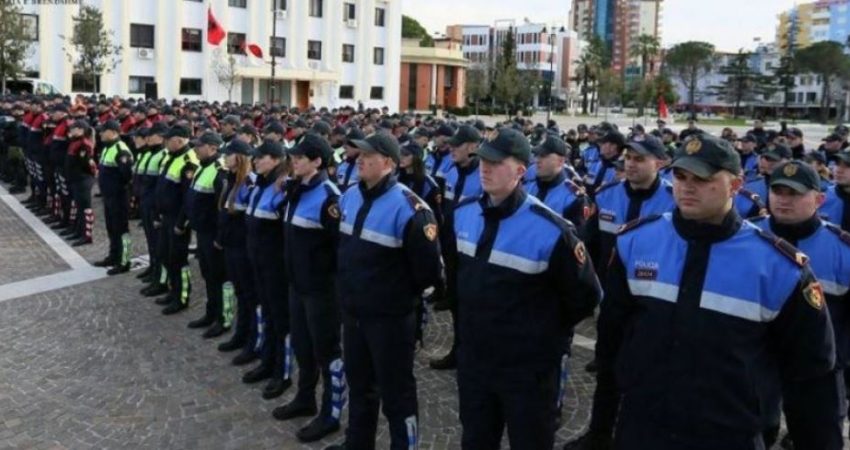 ‘Policët do të lenë punën nëse…’- Rrumbullaku firmos urdhrin e rëndësishëm për efektivët!