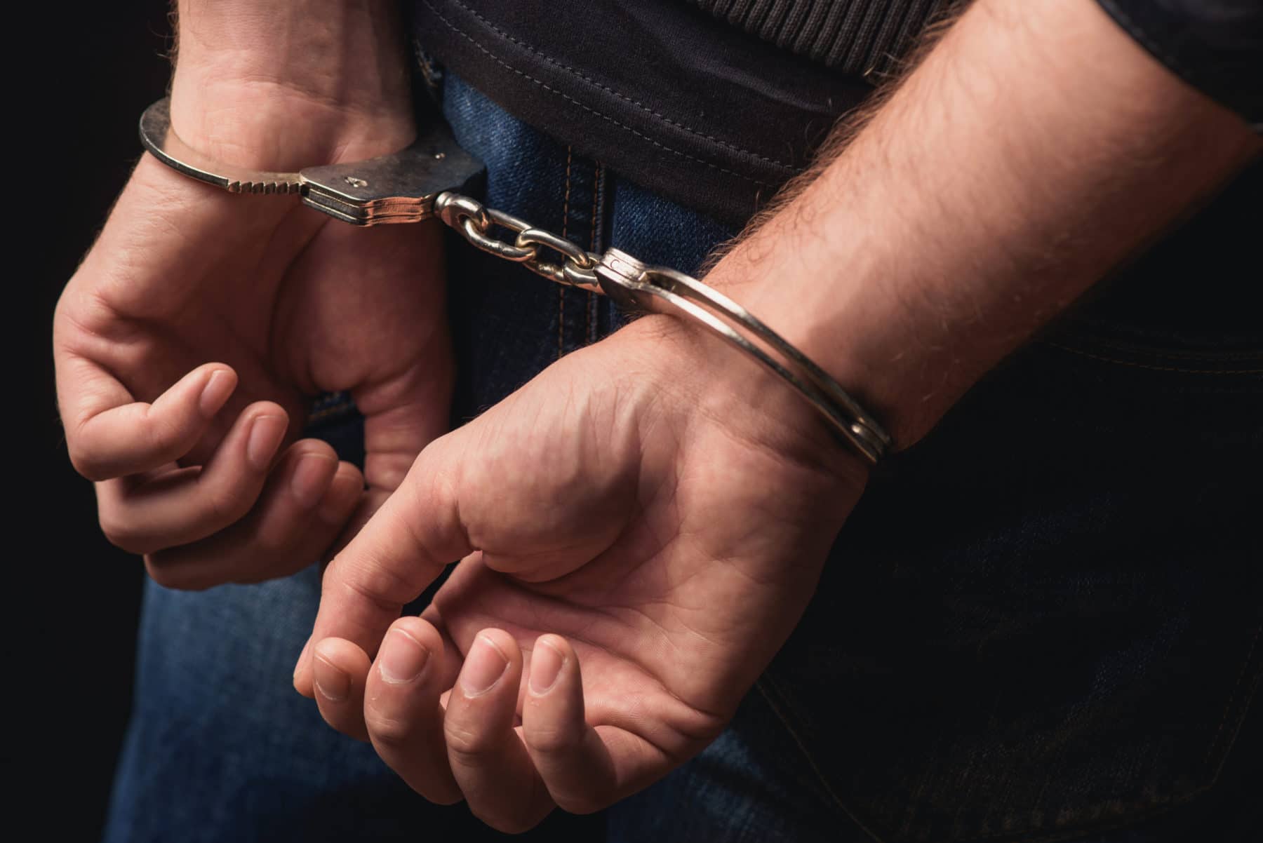 Prodhim dhe shitje droge, arrestohen 3 persona e procedohen 9 në Lezhë!
