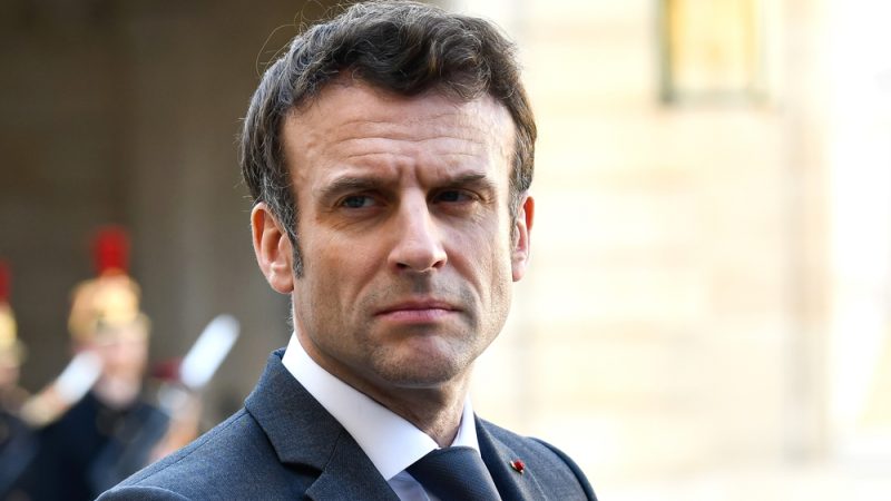 Shpalli zgjedhjet e parakohshme/ Macron i bën thirrje qytetarëve franceze…