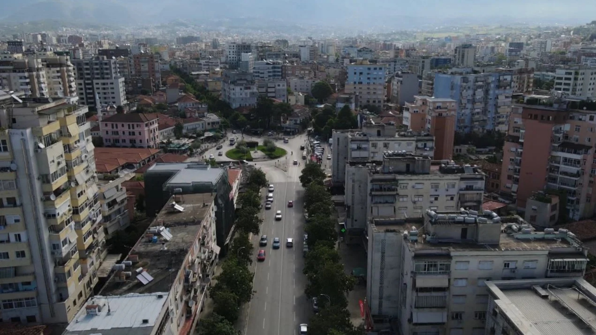 Temperaturat mbi 40 °C , ndërpritet energjia elektrike në Tiranë dhe disa qytete të vendit!