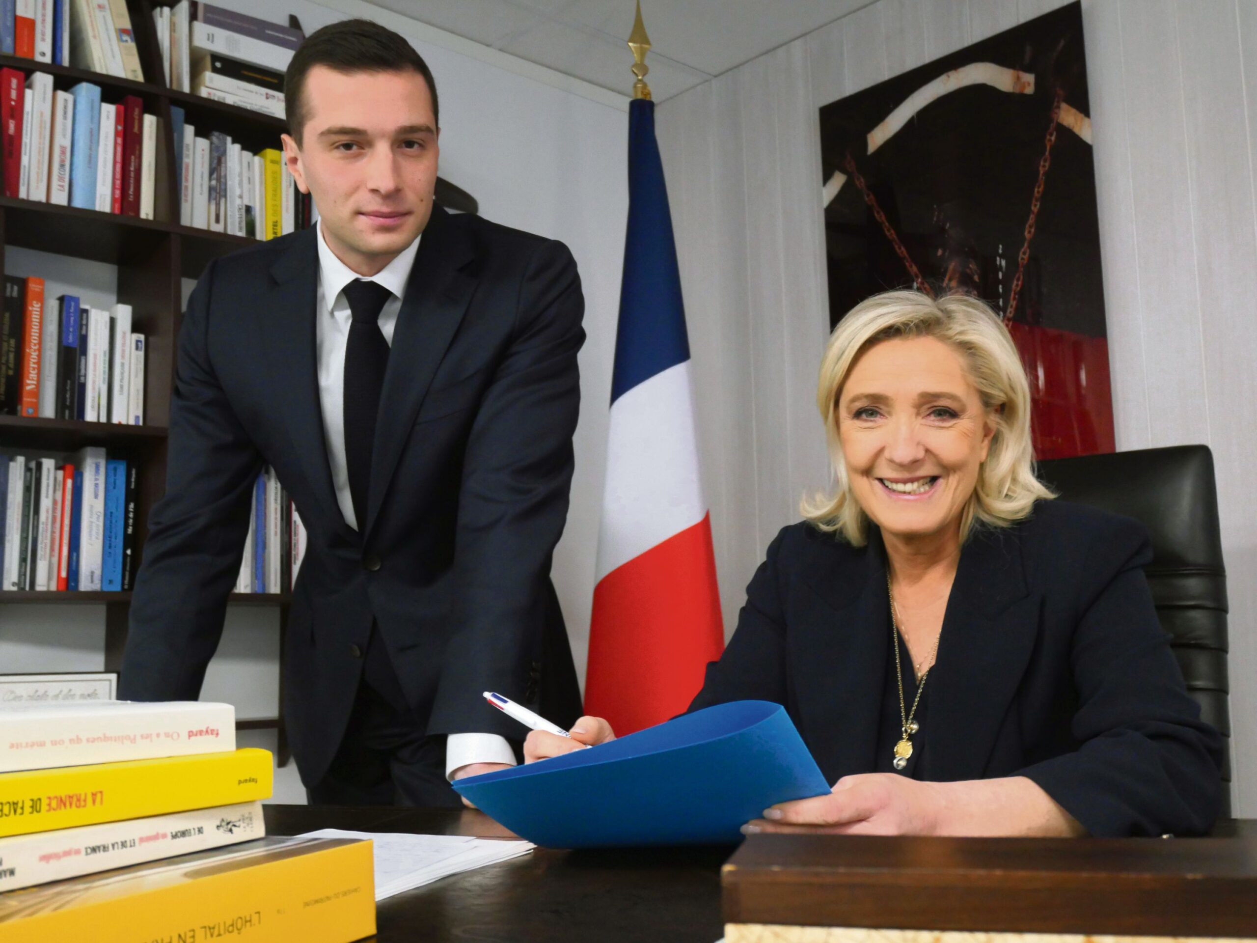 E djathta ekstreme në Francë më optimiste se kurrë, Le Pen: Unë presidente, Bardella kryeministër!