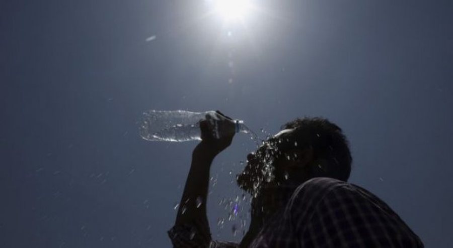 E diela në plazh, temperatura deri në 37 gradë C