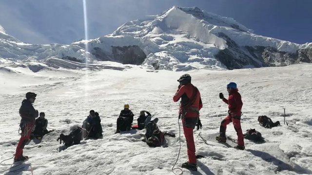 I varrosur nën dëborën e Andeve në Peru, gjendet pas 22 vitesh trupi i alpinistit amerikan