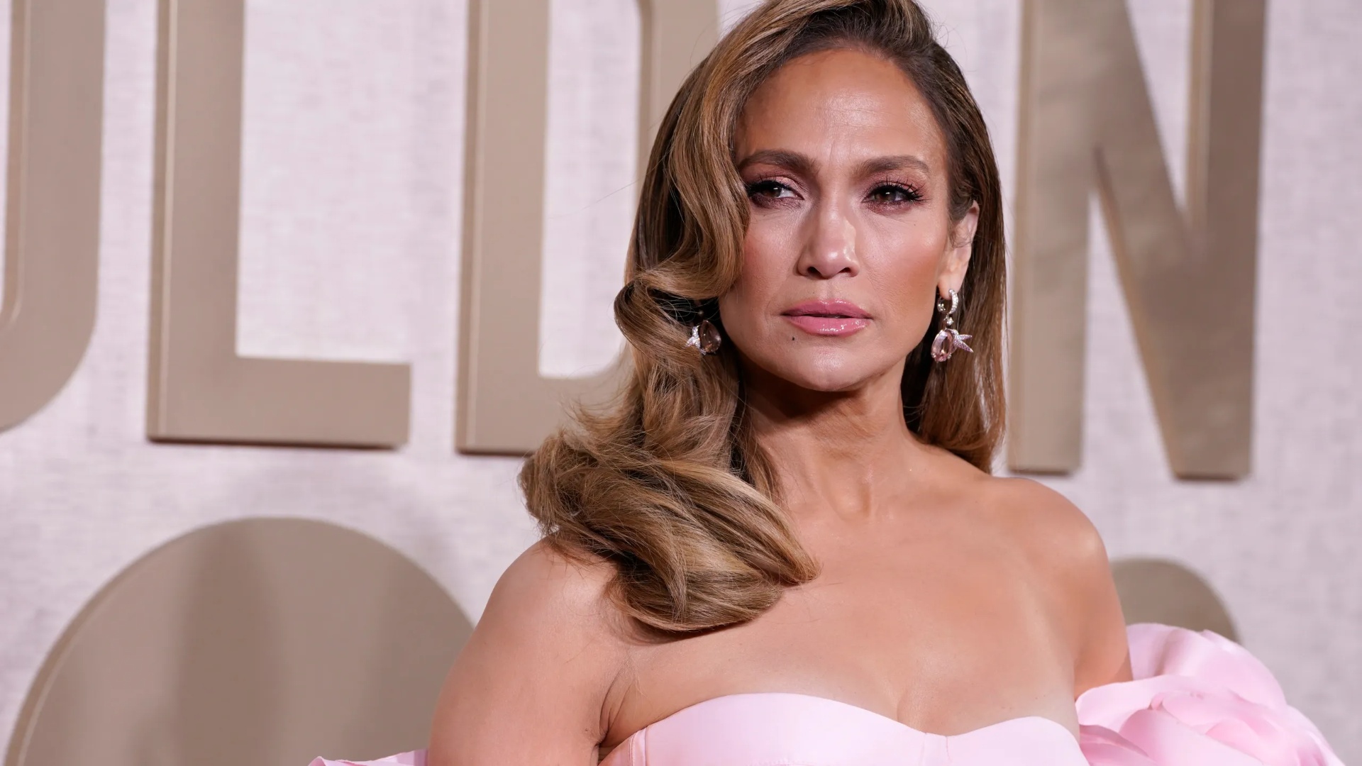 Jennifer Lopez has probleme me fansen, e cila nuk pranonte të largohej prej saj…