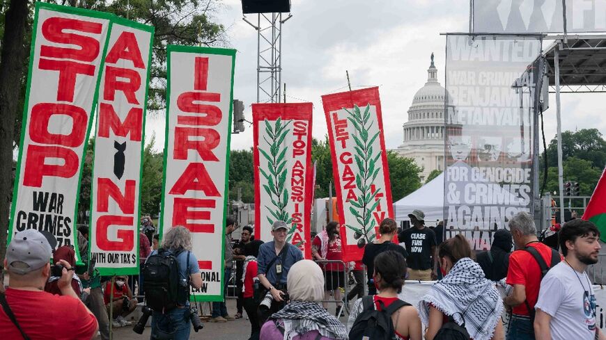 Kryeministri i Izraelit drejt Kongresit Amerikan, mijëra njerëz protestojnë përpara Kapitolit: Nuk kemi mbaruar!