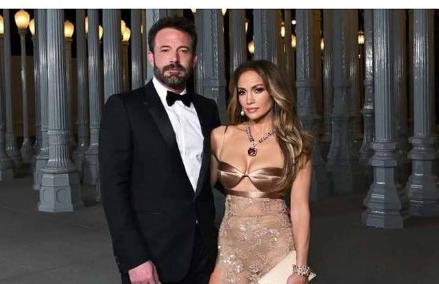 Ben Affleck “lulëzon” pas ndarjes nga Jennifer Lopez! Çfarë ndodhi?!