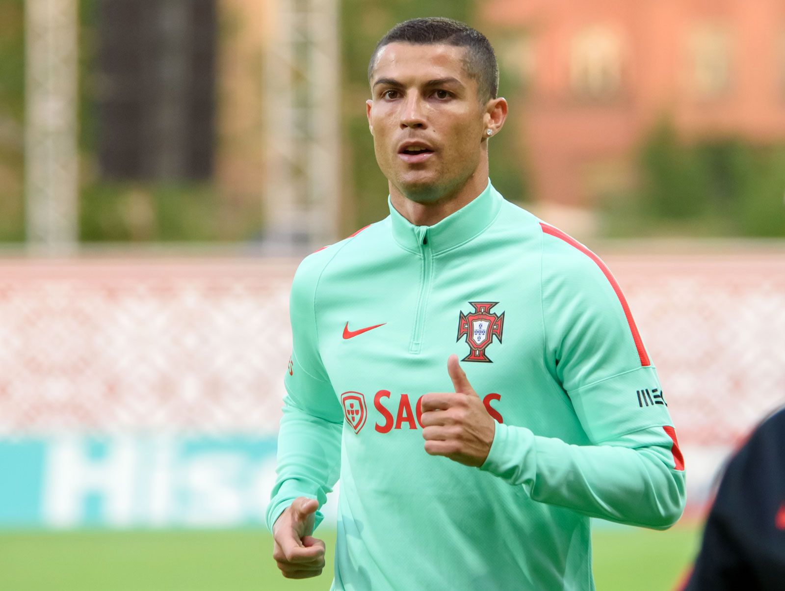 Cristiano Ronaldo zbulon kur mendon të tërhiqet nga futbolli