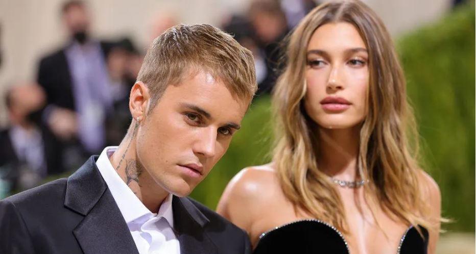 E quajtën Jack Blues! Vjen në jetë fëmija i parë i Justin dhe Hailey Bieber/ Ja kush janë artistët e famshëm që uruan çiftin