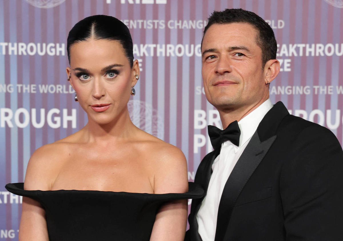 Katy Perry dhe Orlando Bloom hidhen nga një helikopter në det/VIDEO!