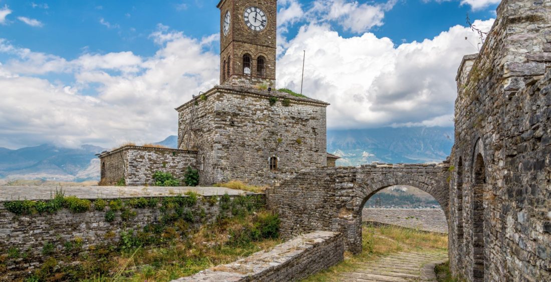 Rekordi i kalasë në Gjirokastër, më shumë vizitorë dhe turistë se një vit më parë!