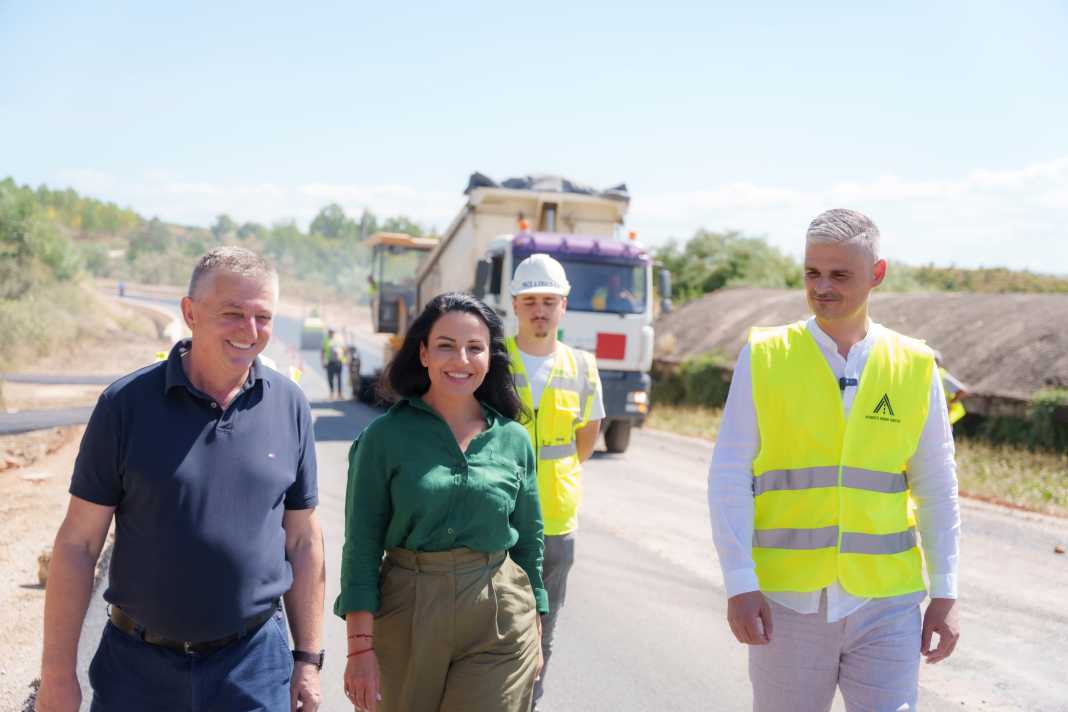 “Shkurton distancën mes Dibrës dhe Tiranës”/ Balluku inspekton punimet për segmentin rrugor Ura e Cerenecit – Peshkopi!