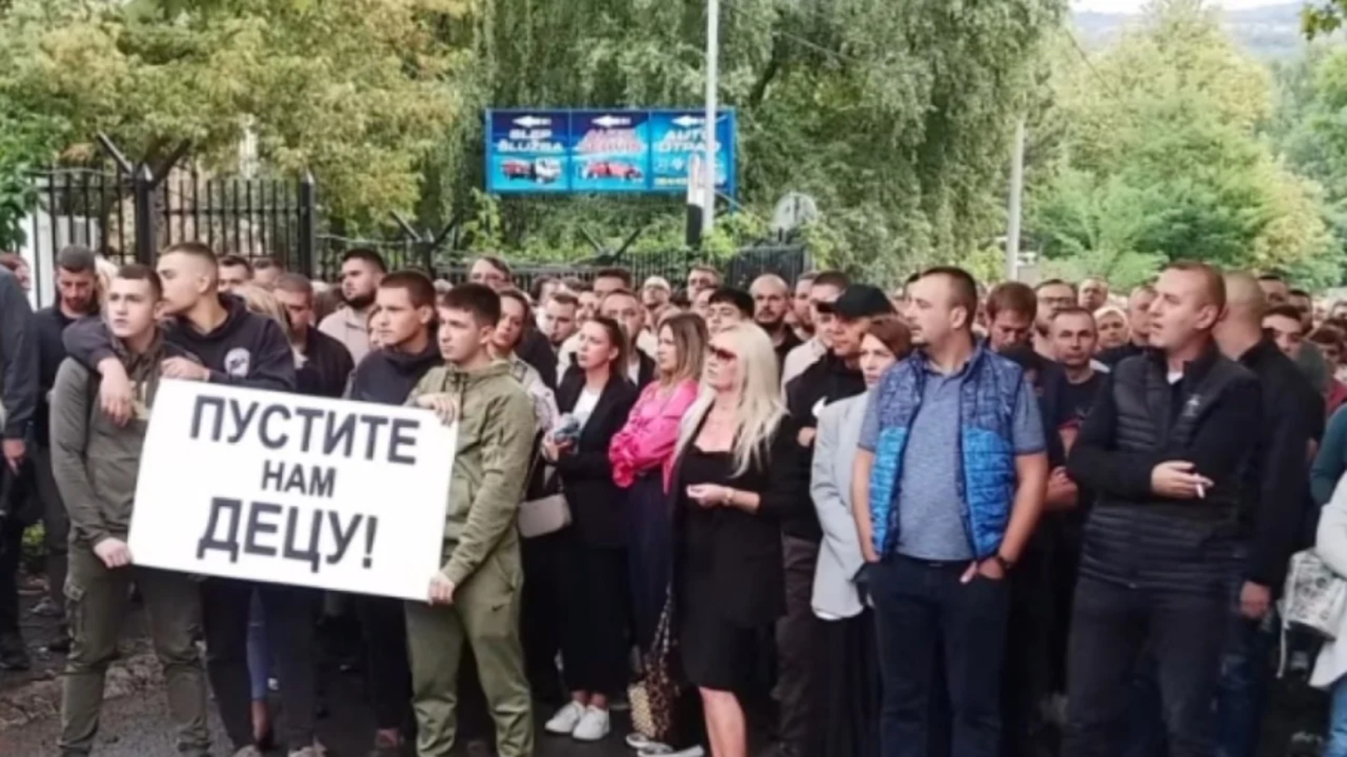 Arrestimet në Mitrovicën e Veriut, serbët gati për protestë!