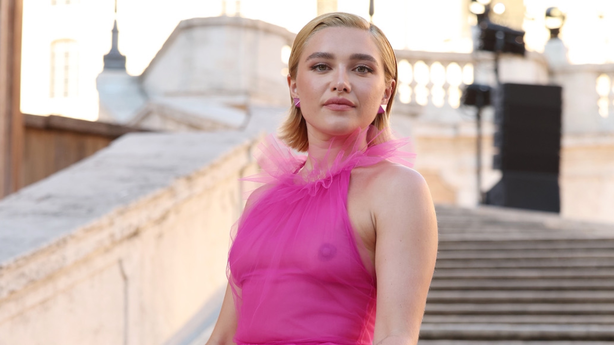 Florence Pugh shprehet rreth komenteve negative mbi peshën e saj!