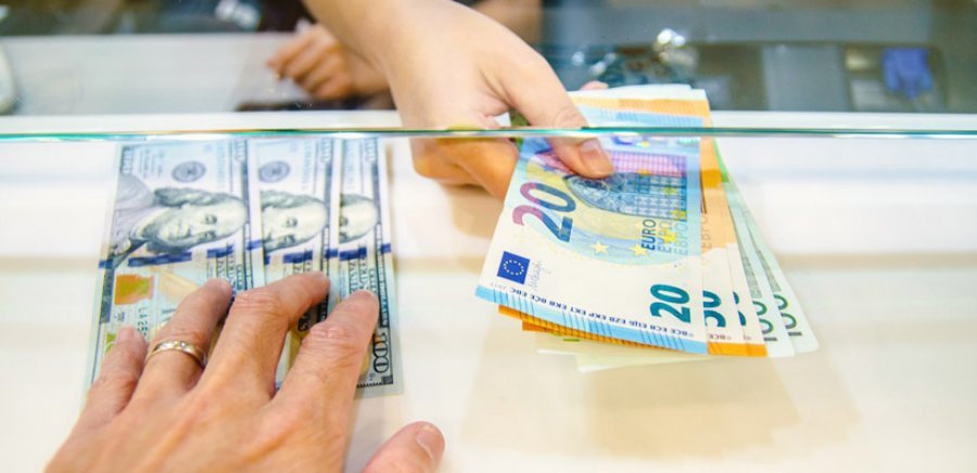 Këmbimi valutor për ditën e sotme/ Euro rritet me pak pikë, mësoni me sa blihen dhe shiten monedhat e tjera