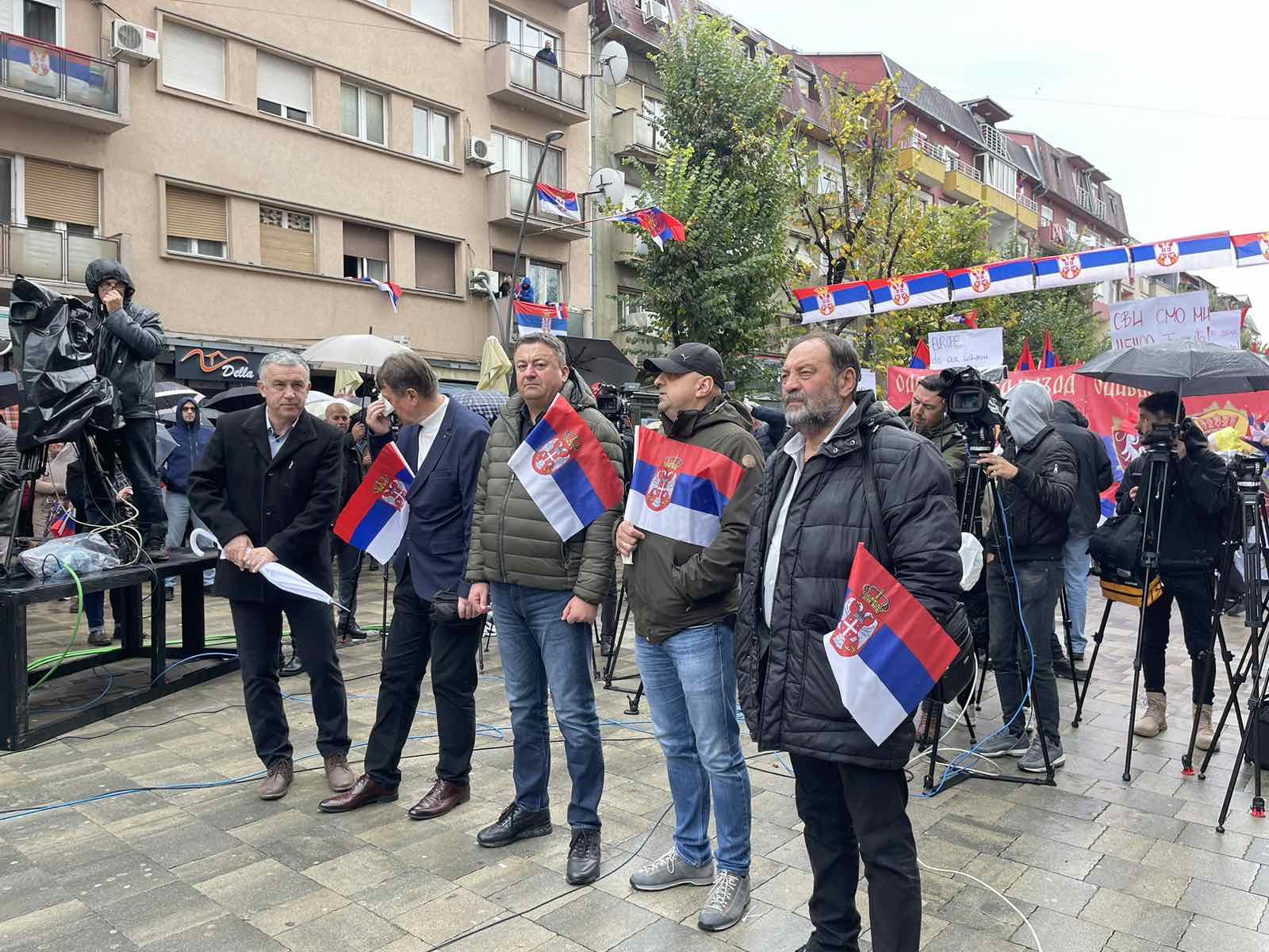 Protestë në Mitrovicën e Veriut, shkak arrestimet!