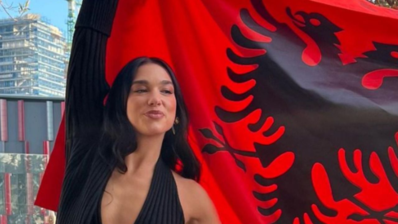 Dua Lipa uron shqiptarët me vargjet e himnit kombëtar